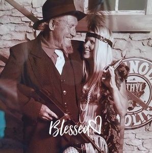 Meet your Posher, Gail